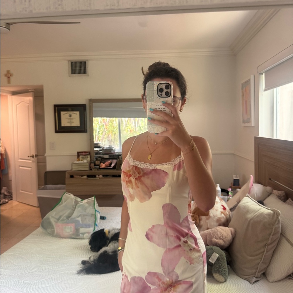 White Fox Boutique Floral Pink Chemise